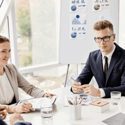 Онлайн Курс “Презентиране и увереност”